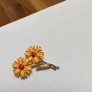 Vintage Signed ART Gold Tone / Orange Brooch Pin Flower
